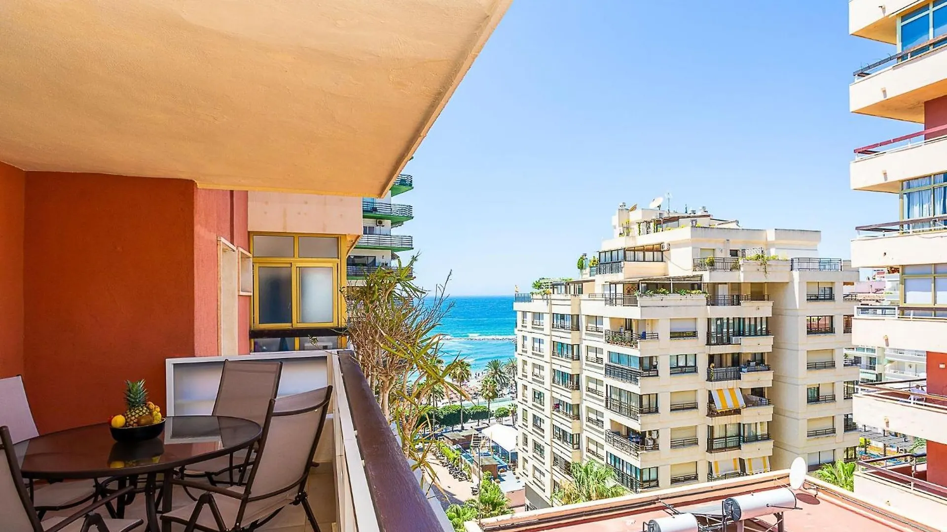 Luxe Discret Avenida Del Mar Apartment Marbella