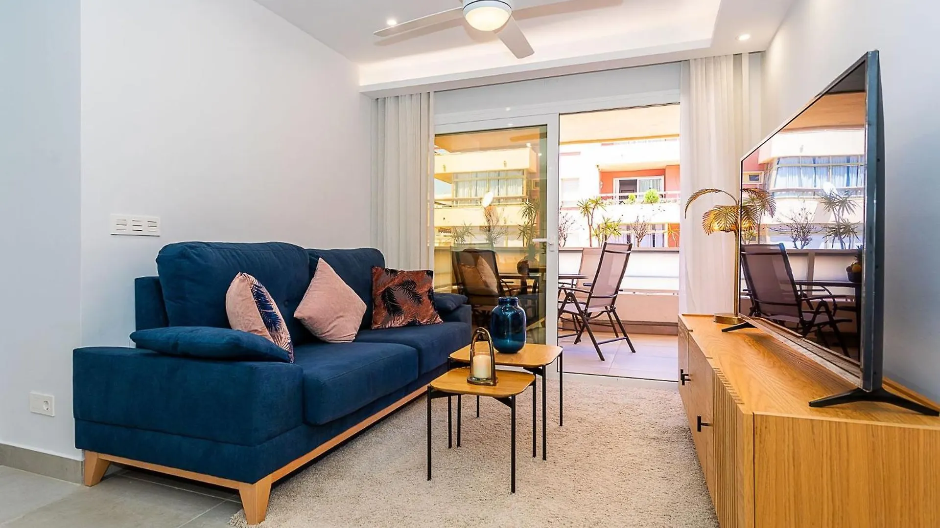 Luxe Discret Avenida Del Mar Apartment Marbella