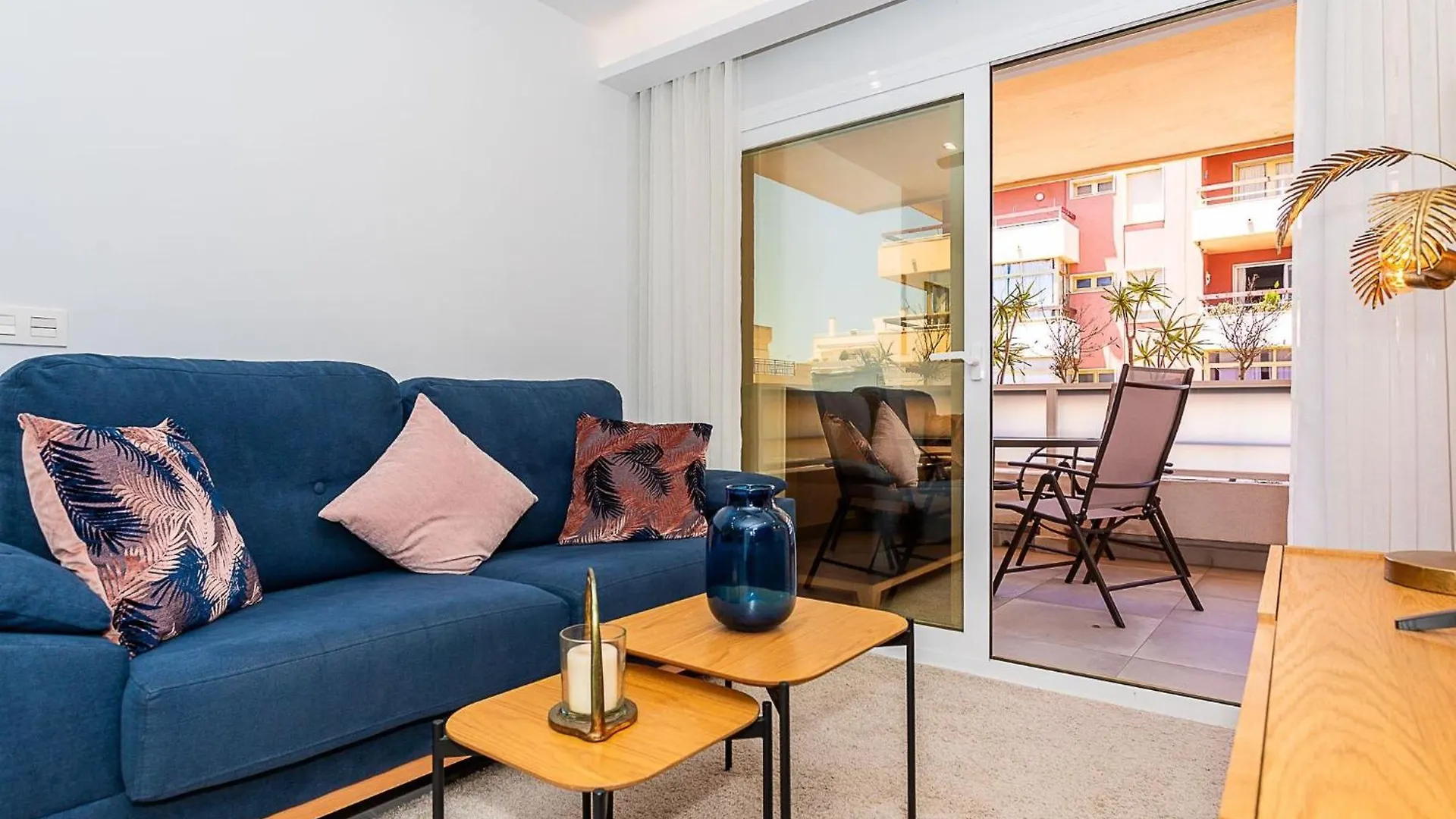 Luxe Discret Avenida Del Mar Apartment Marbella Spain