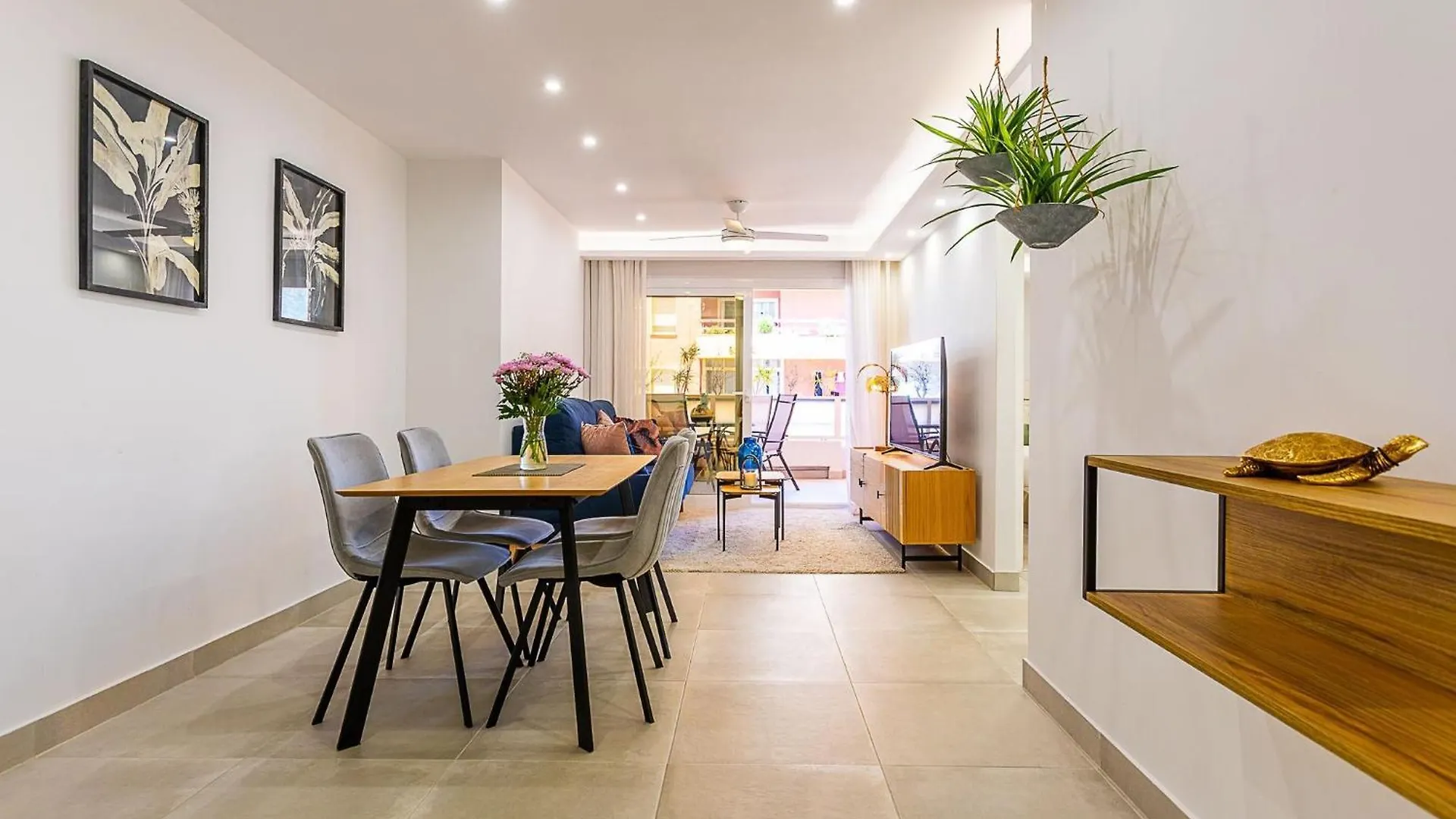 Luxe Discret Avenida Del Mar Apartment Marbella 0*,  Spain