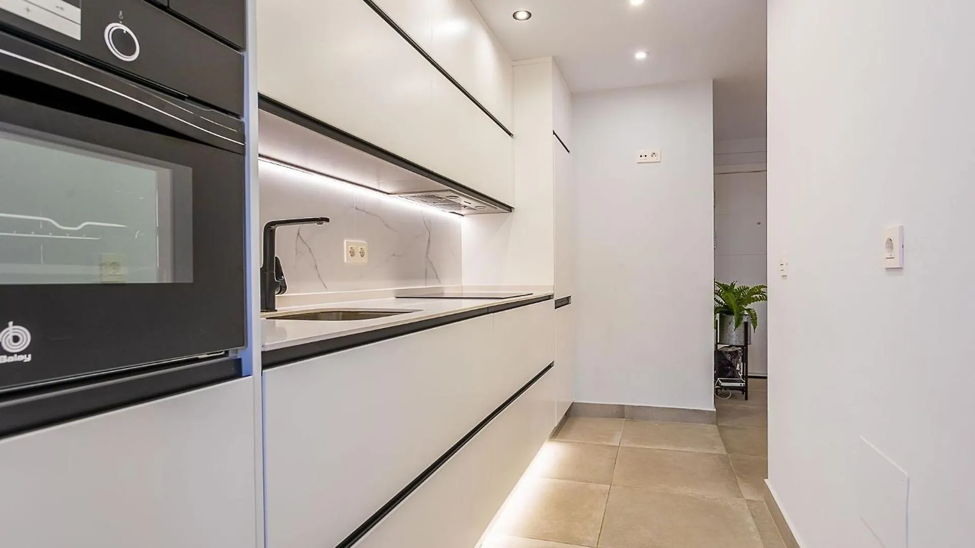 Luxe Discret Avenida Del Mar Daire Marbella